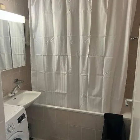 Magnifique Appartemens Aux Eaux Vives Apartment *