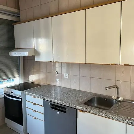 Magnifique Appartemens Aux Eaux Vives Apartment